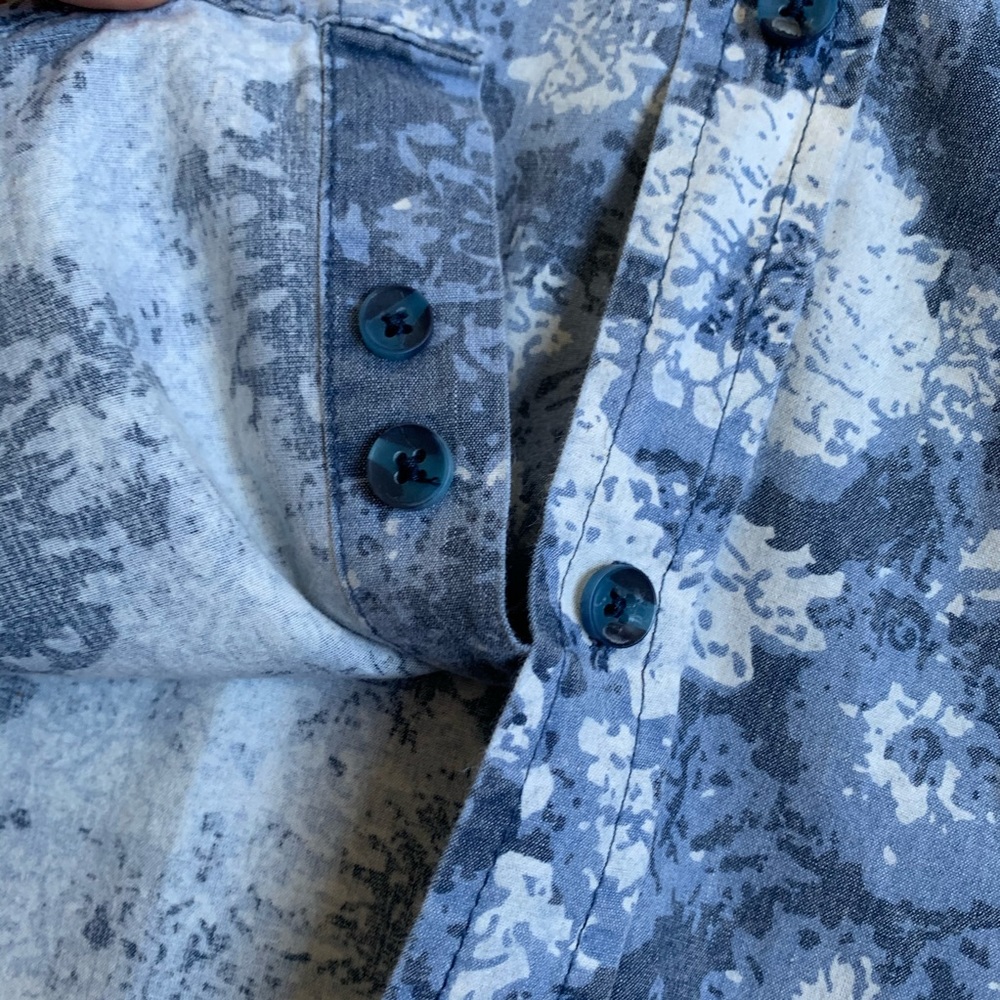 VERDO Long Sleeve casual button down floral print - Picture 8 of 15